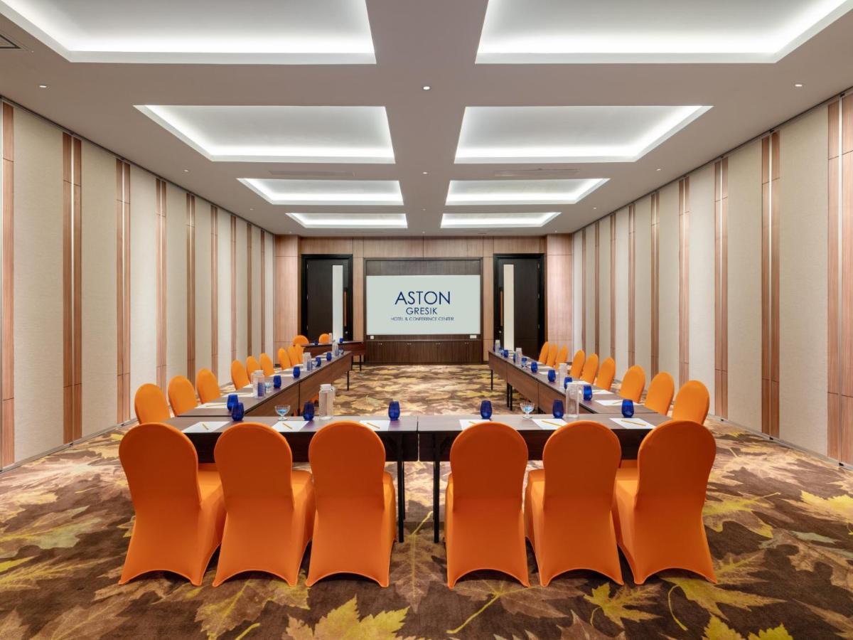Aston Gresik Hotel & Conference Center Extérieur photo